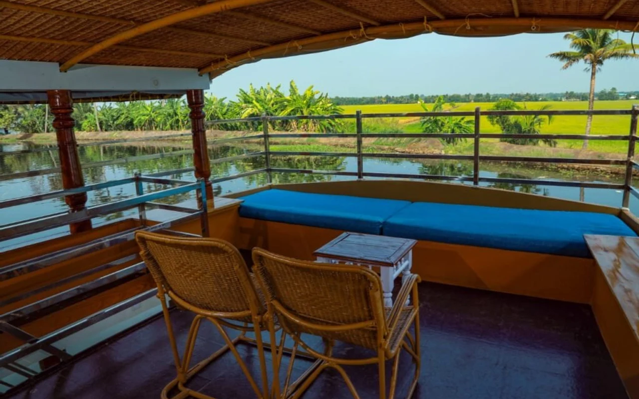 Roja Houseboats WordPress Website Development Case Study